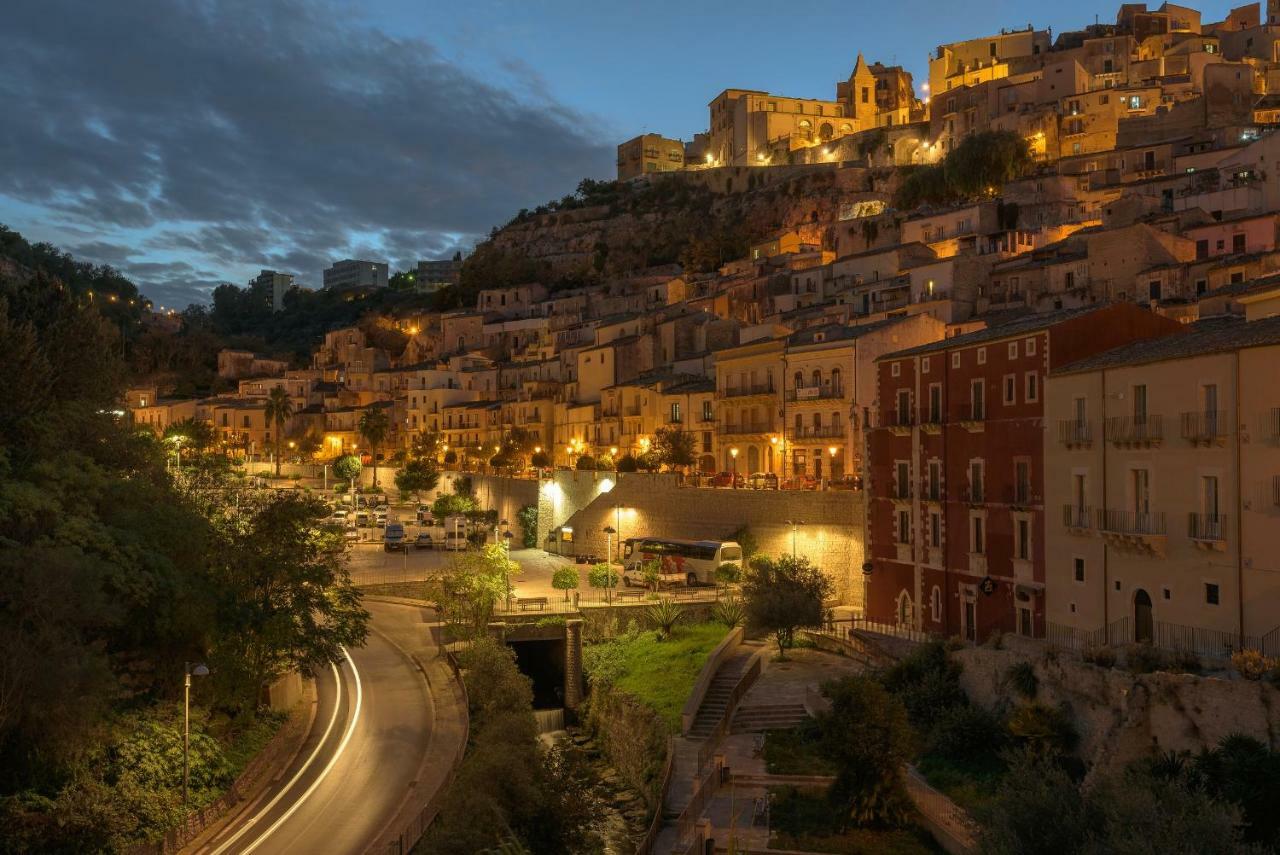 Ibla Rosso Lacca Ragusa Exterior photo